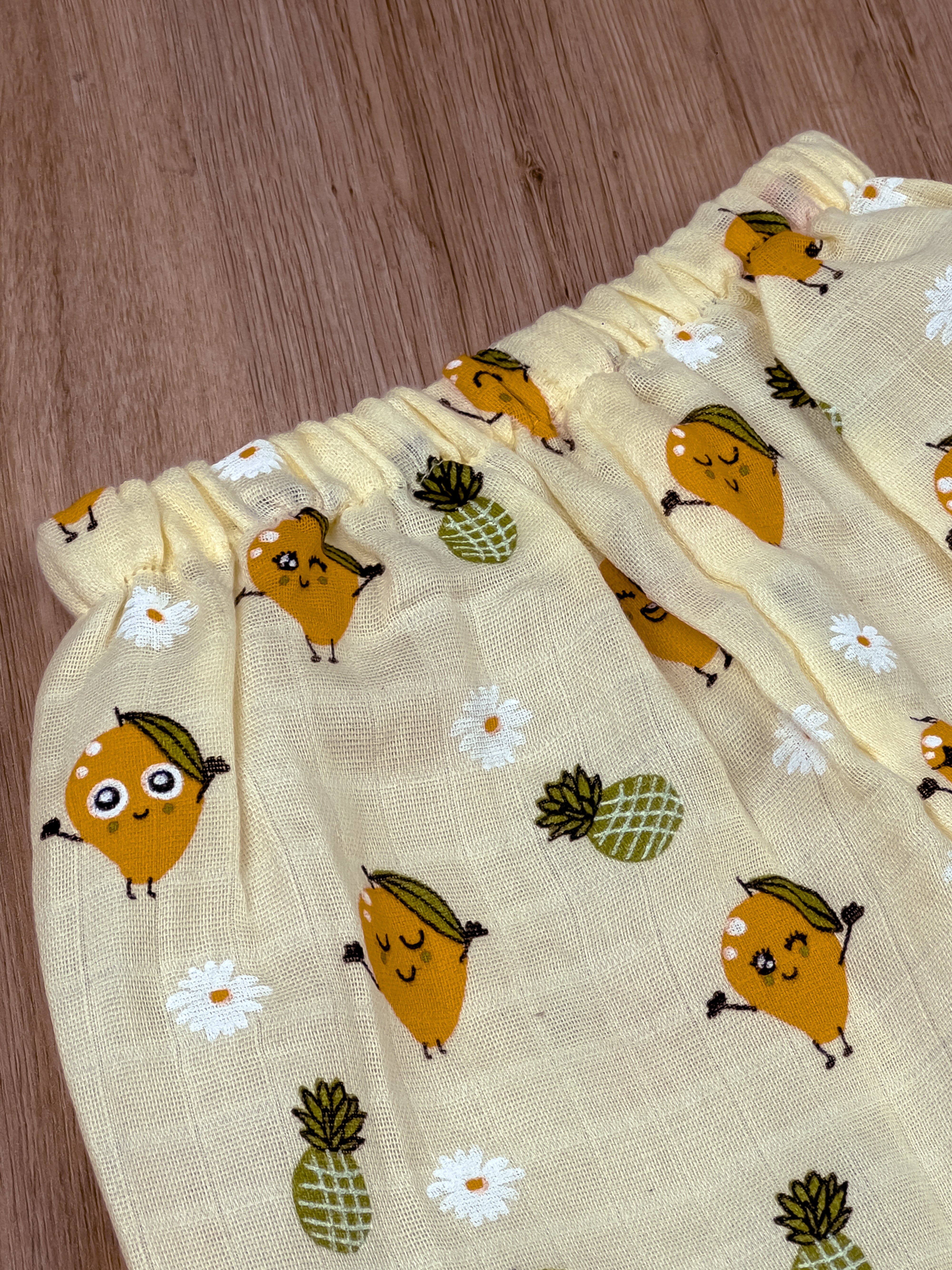 Organic Muslin Baby Clothes Set – Top & Bottom Outfit